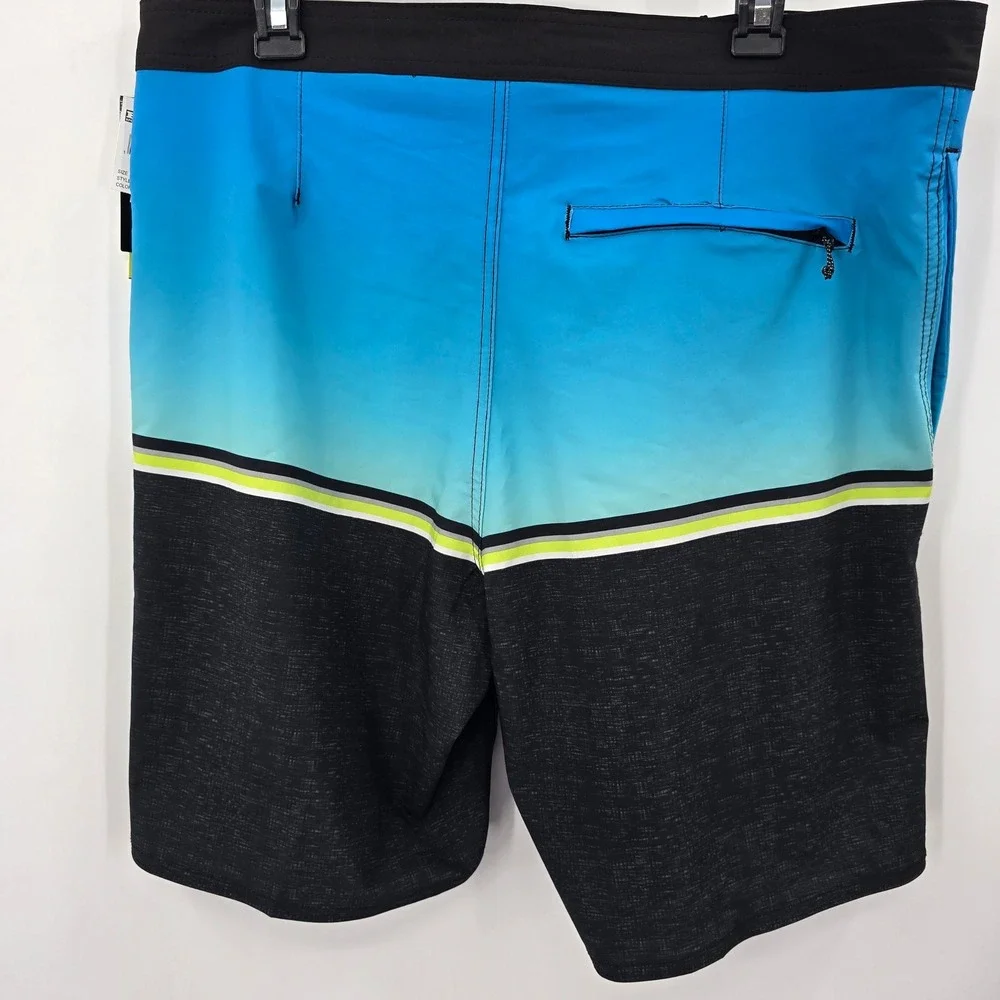 NWT‎ Burnside Men's Blue Gradient Board Shorts Quick Dry Stretch Size 34